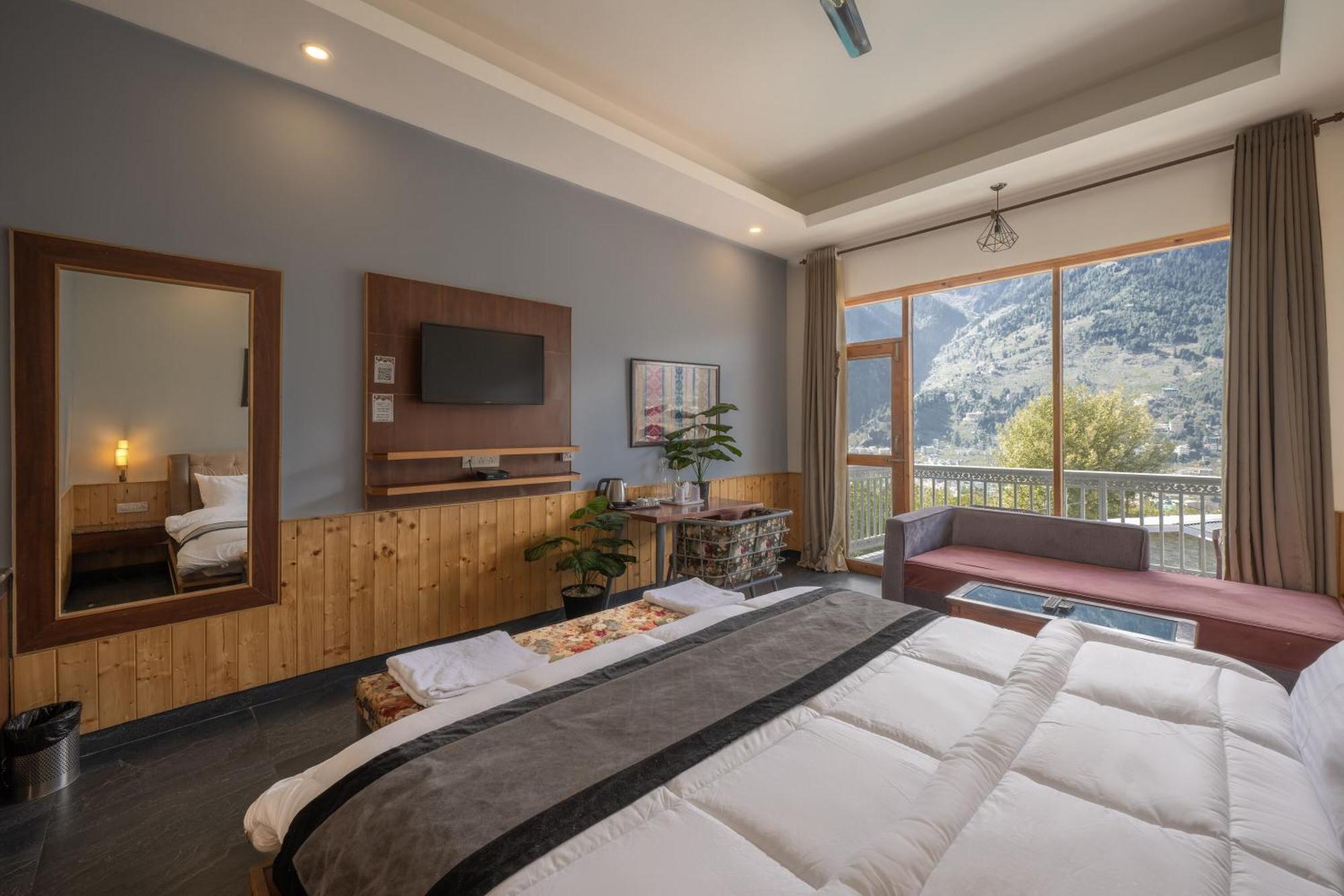 Echor Himalayan Heights Manali Hotel Екстериор снимка