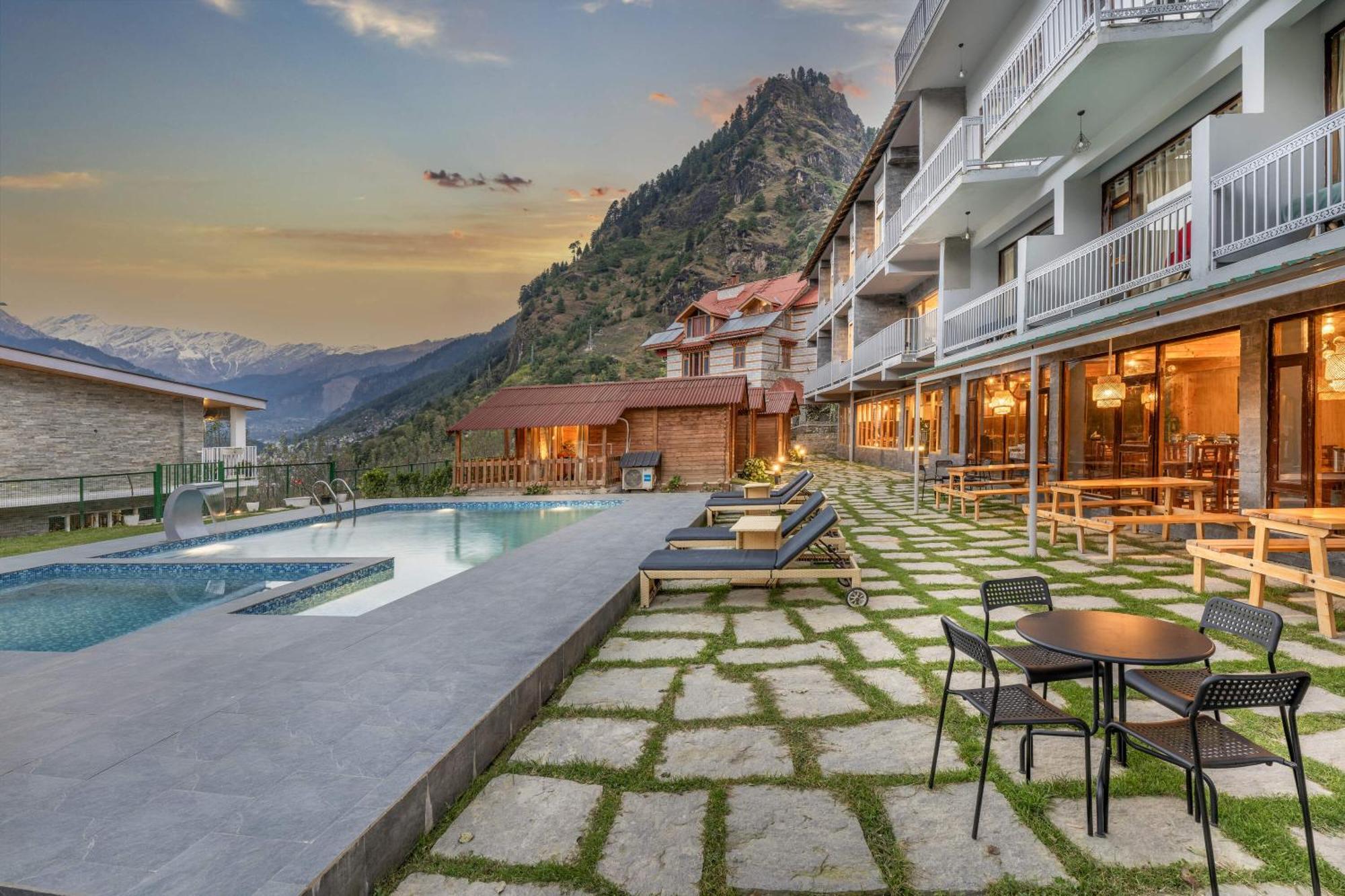 Echor Himalayan Heights Manali Hotel Екстериор снимка