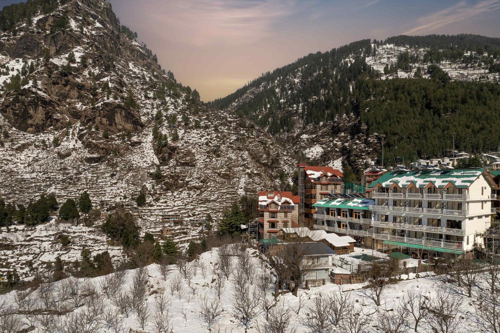 Echor Himalayan Heights Manali Hotel Екстериор снимка