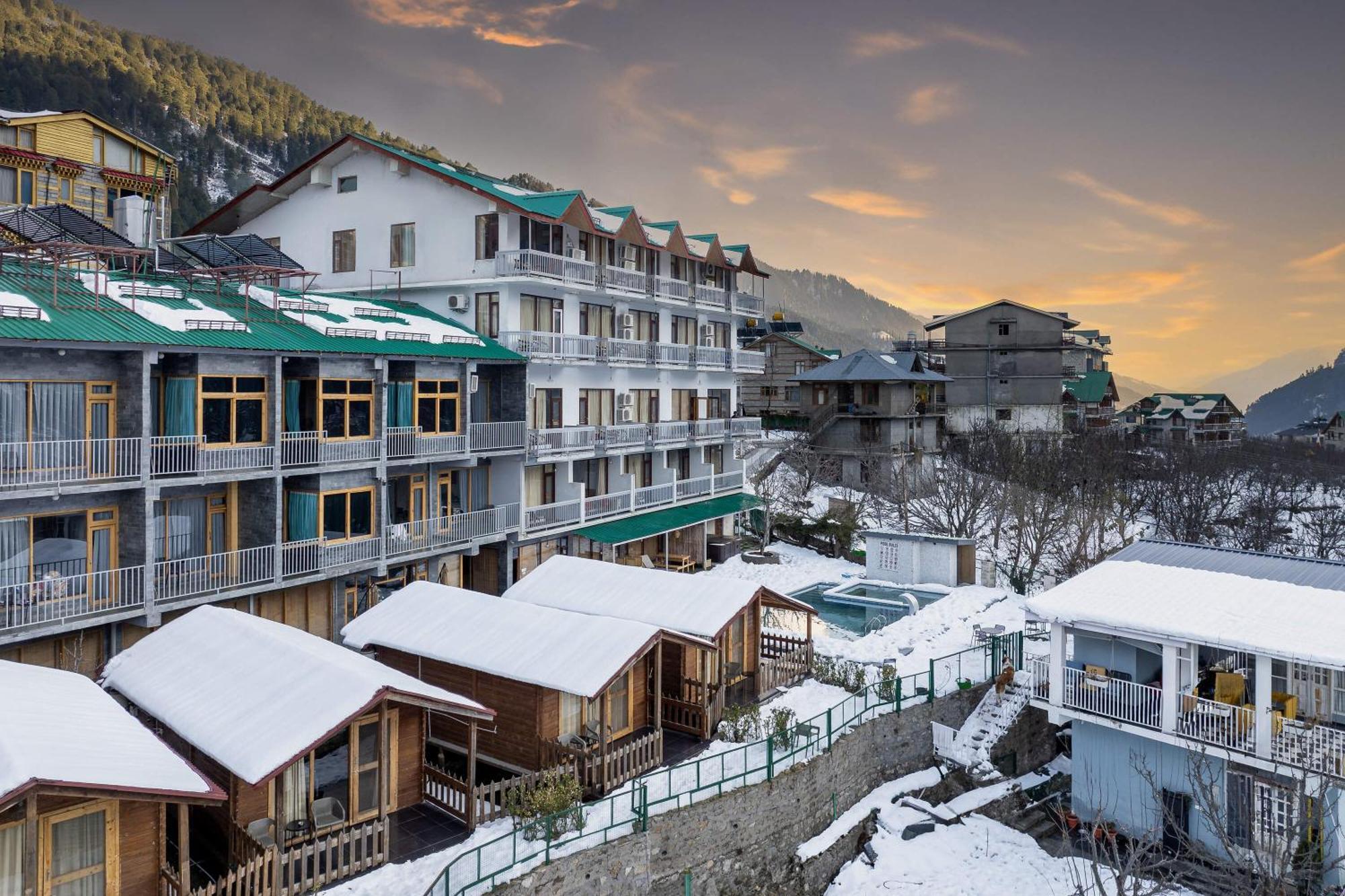 Echor Himalayan Heights Manali Hotel Екстериор снимка